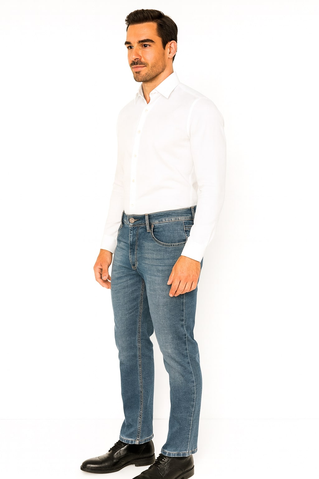 JUMP USA Men Blue Relax Fit Mid-Rise Clean Look Stretchable Jeans