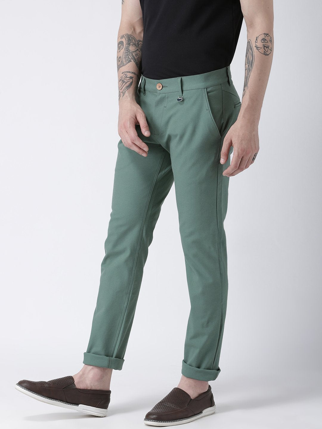 Men Grey Slim Fit Solid Chinos - JUMP USA