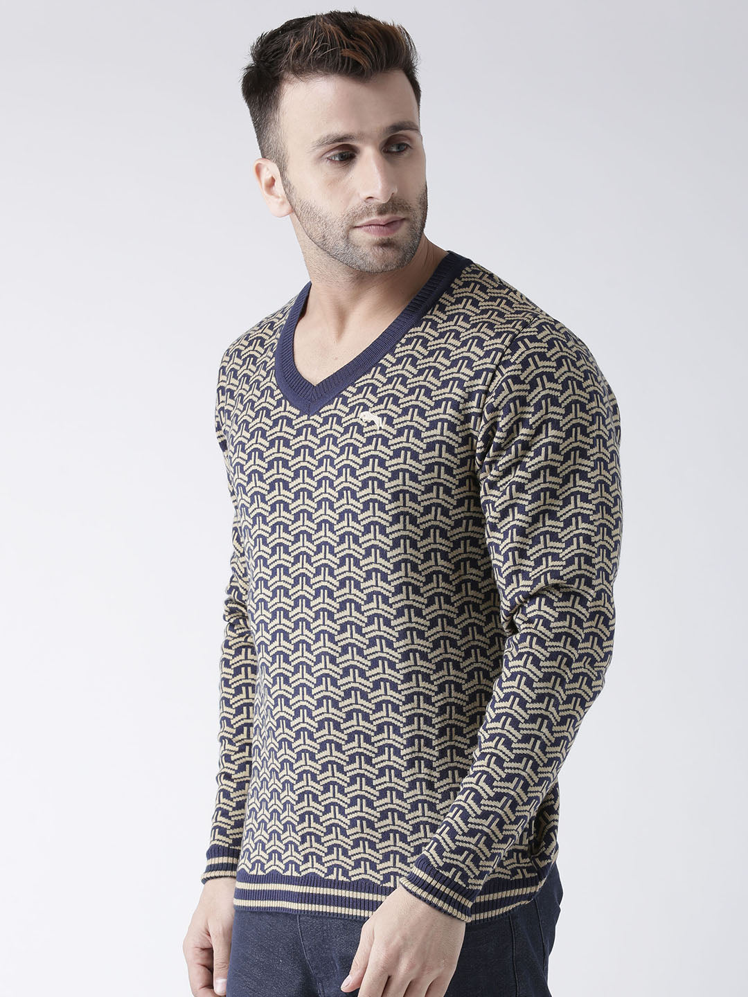 Men Navy Blue and Beige Colourblocked Pullover - JUMP USA