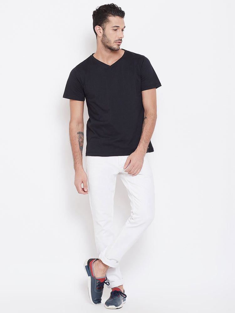 Men Black Solid V Neck T-shirt - JUMP USA