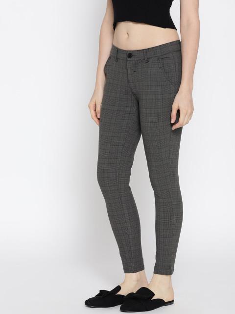 Women checked Cropped Trousers - JUMP USA