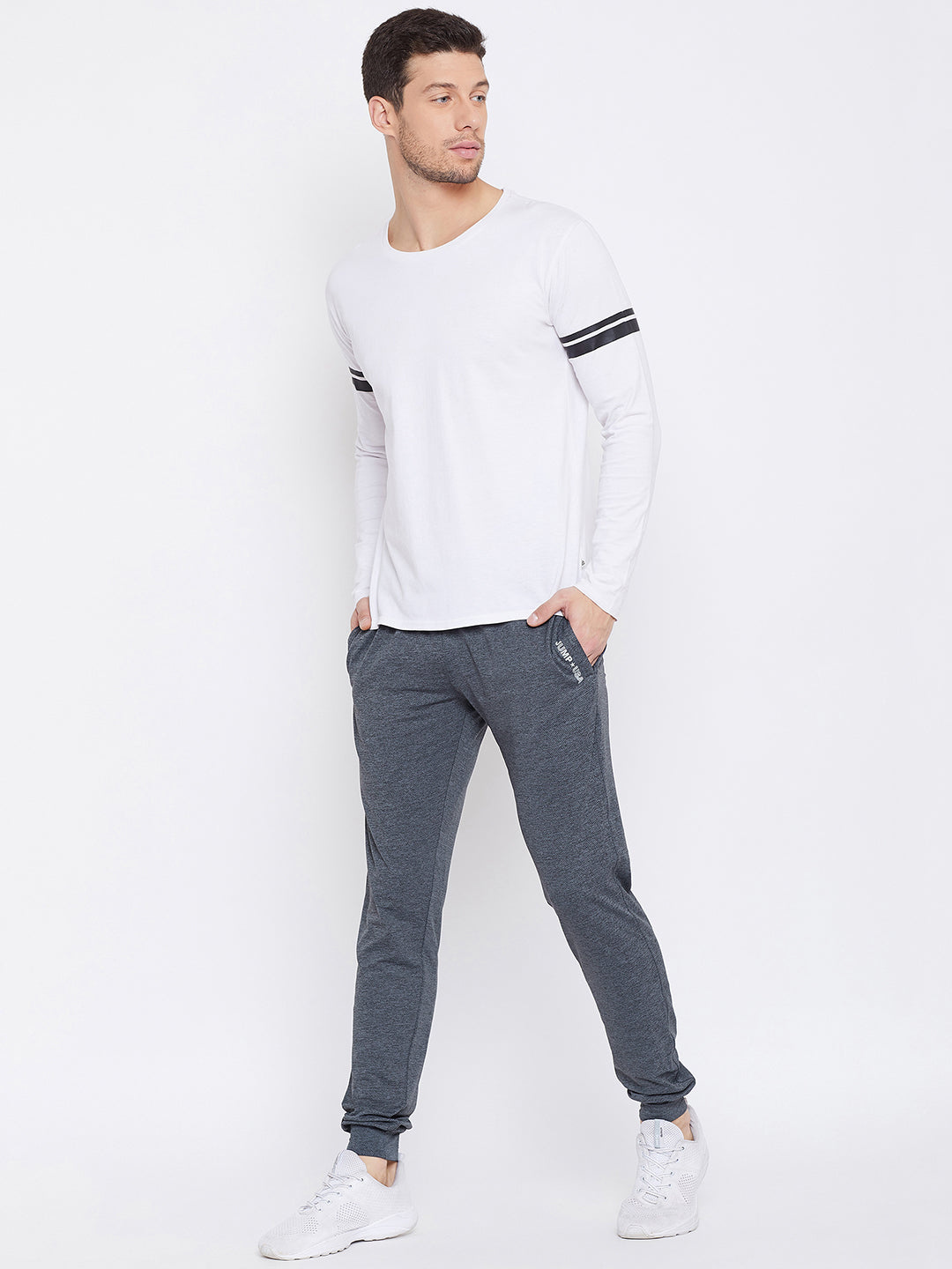 JUMP USA Men Slim Fit Navy Blue Solid Active Wear Joggers - JUMP USA