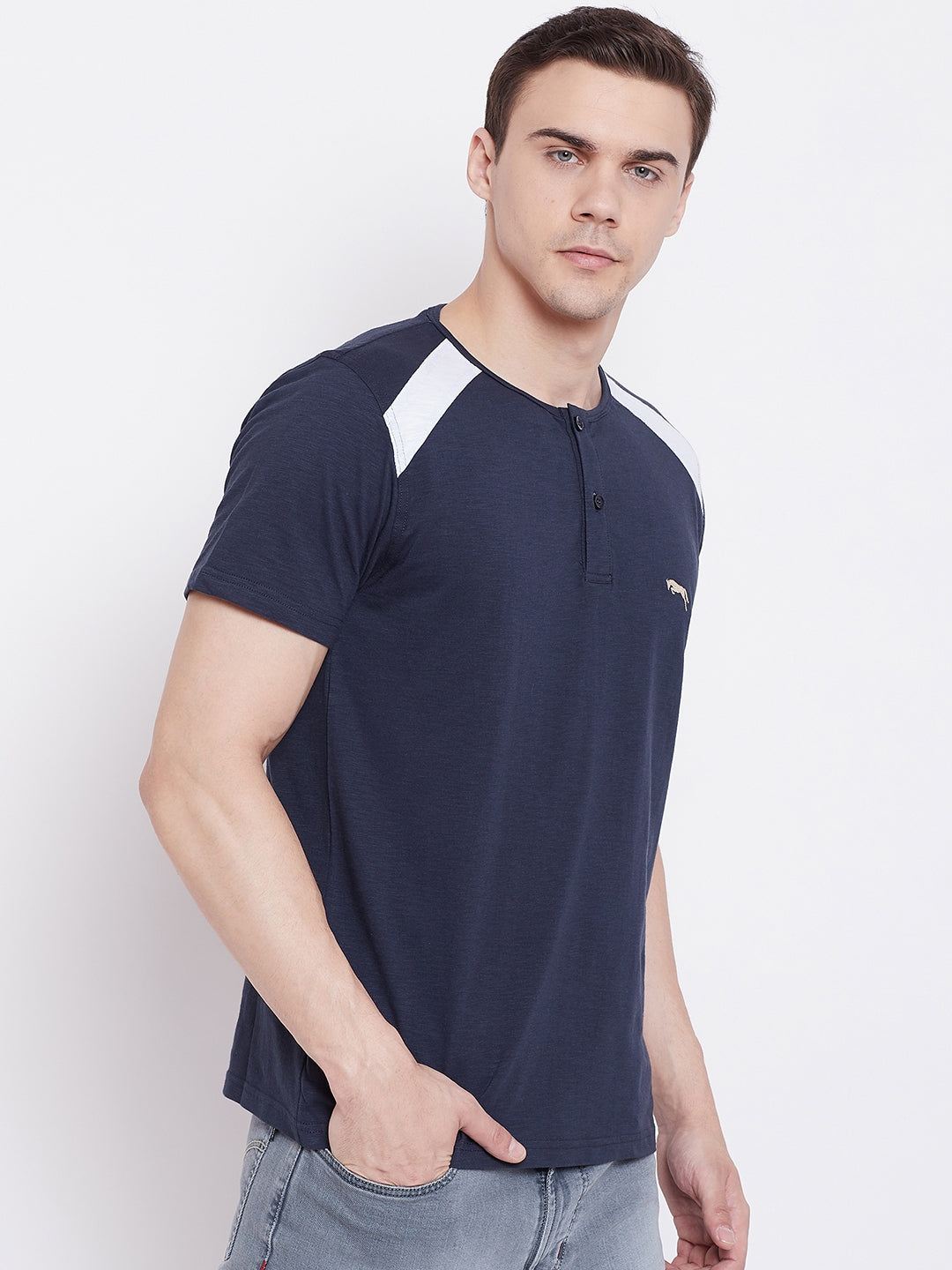 JUMP USA Men Navy Blue Solid Round Neck T-shirt - JUMP USA