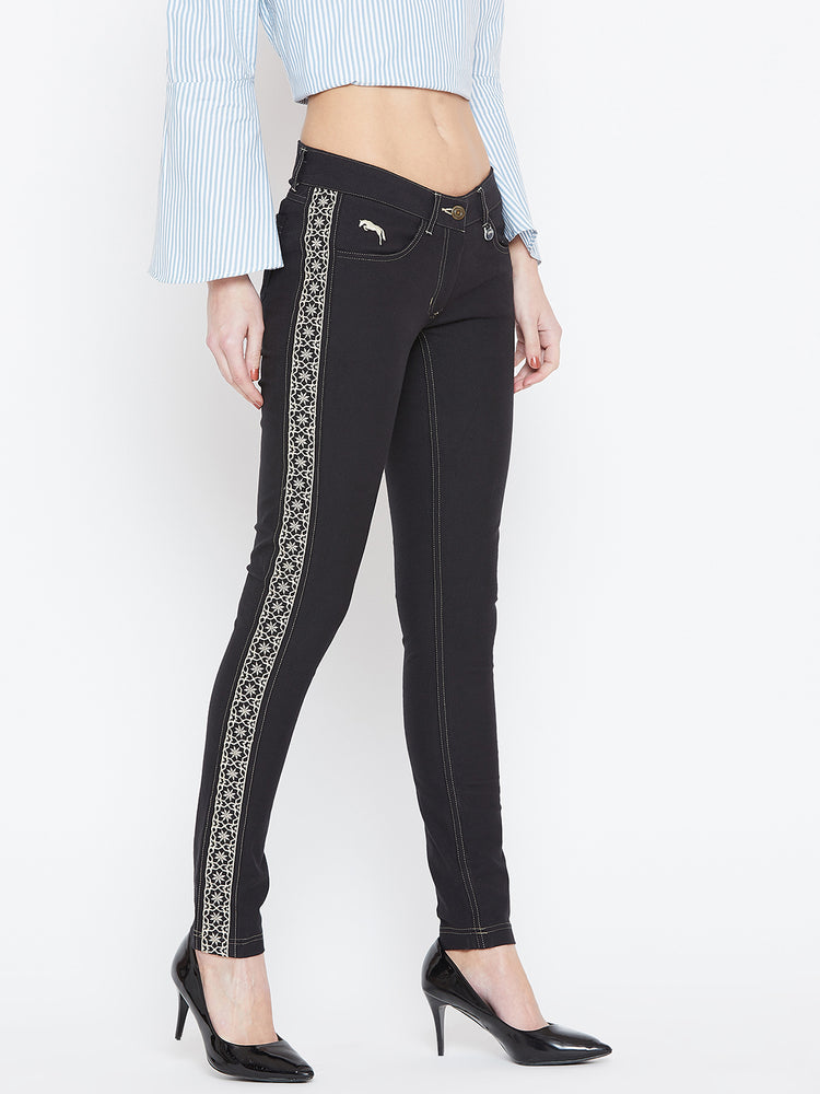 Women Black Solid Skinny Fit Trouses - JUMP USA