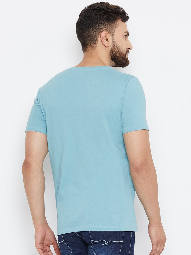 Men Blue Solid V Neck T-shirt - JUMP USA