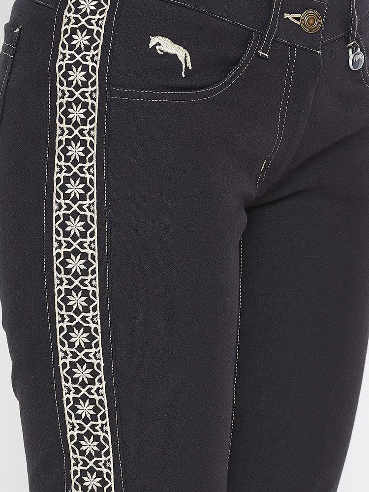 Women Black Solid Skinny Fit Trouses - JUMP USA