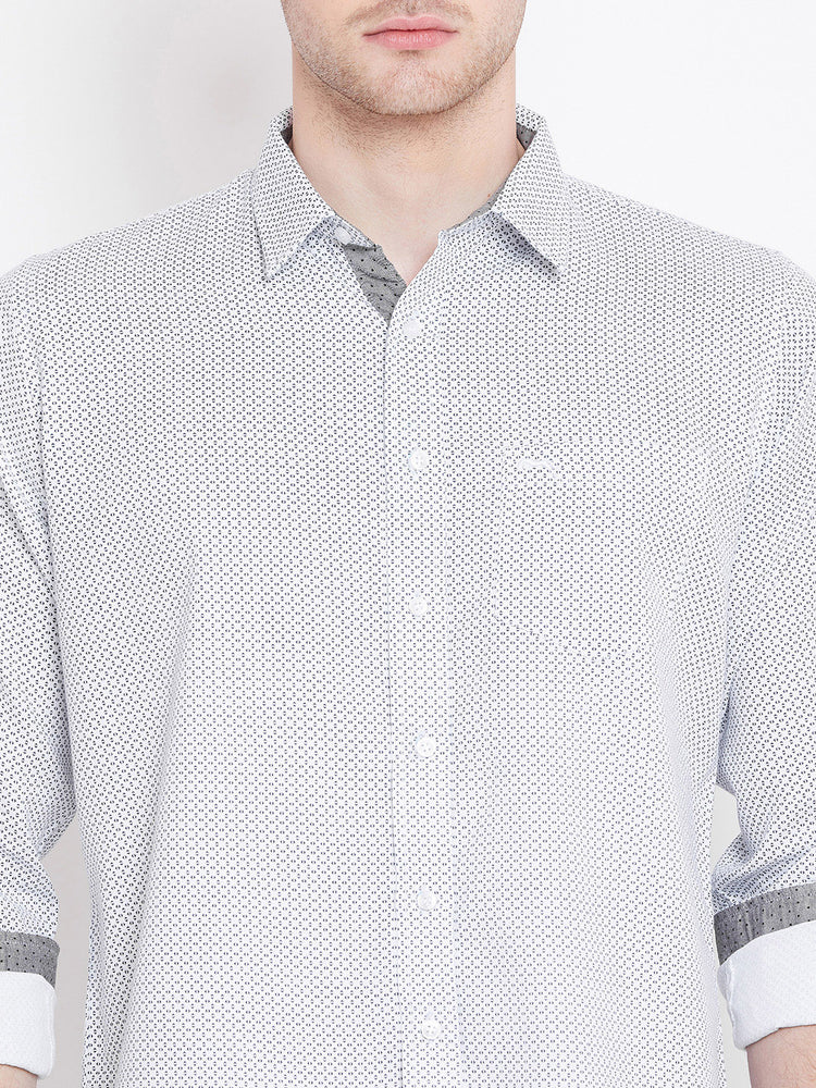 Men White Printed Casual Relaxed Fit Shirts - JUMP USA