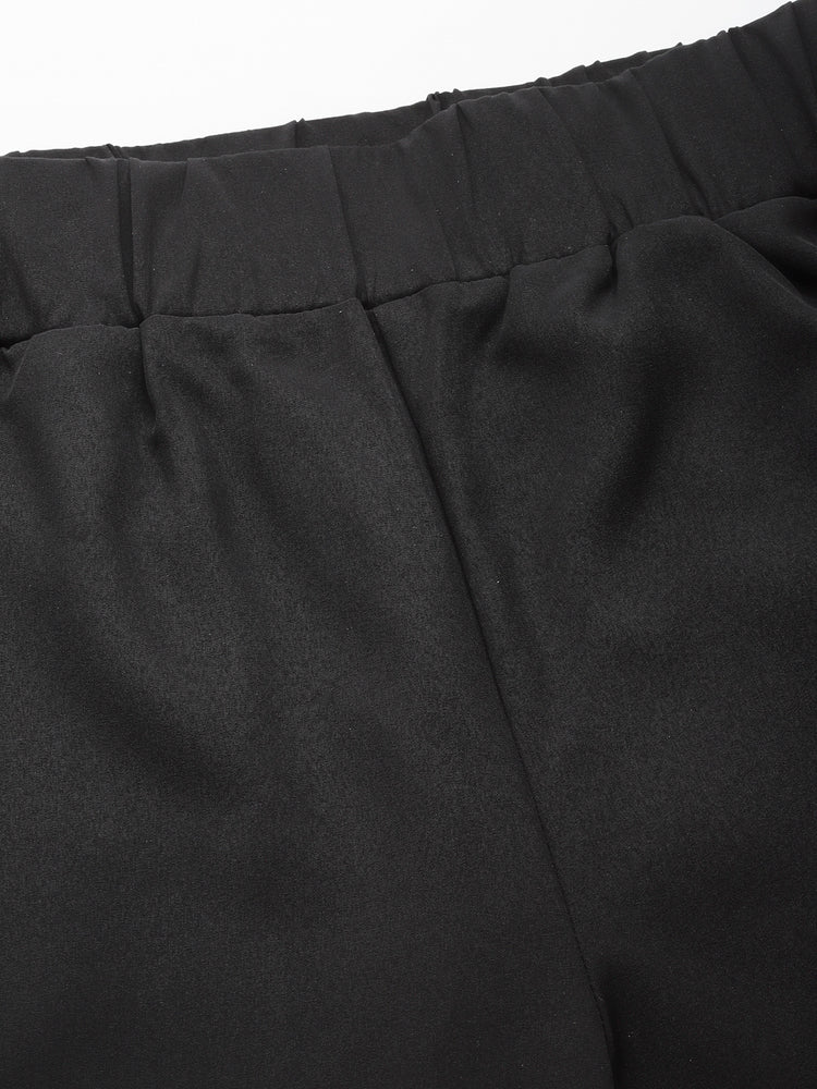 JUMP USA Women Black Solid Regular Fit Rapid dry Sports Shorts