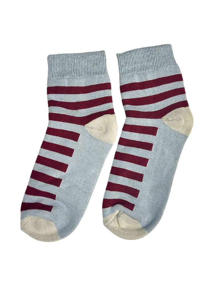 Assorted Freebie Socks For Men ( One Pair )