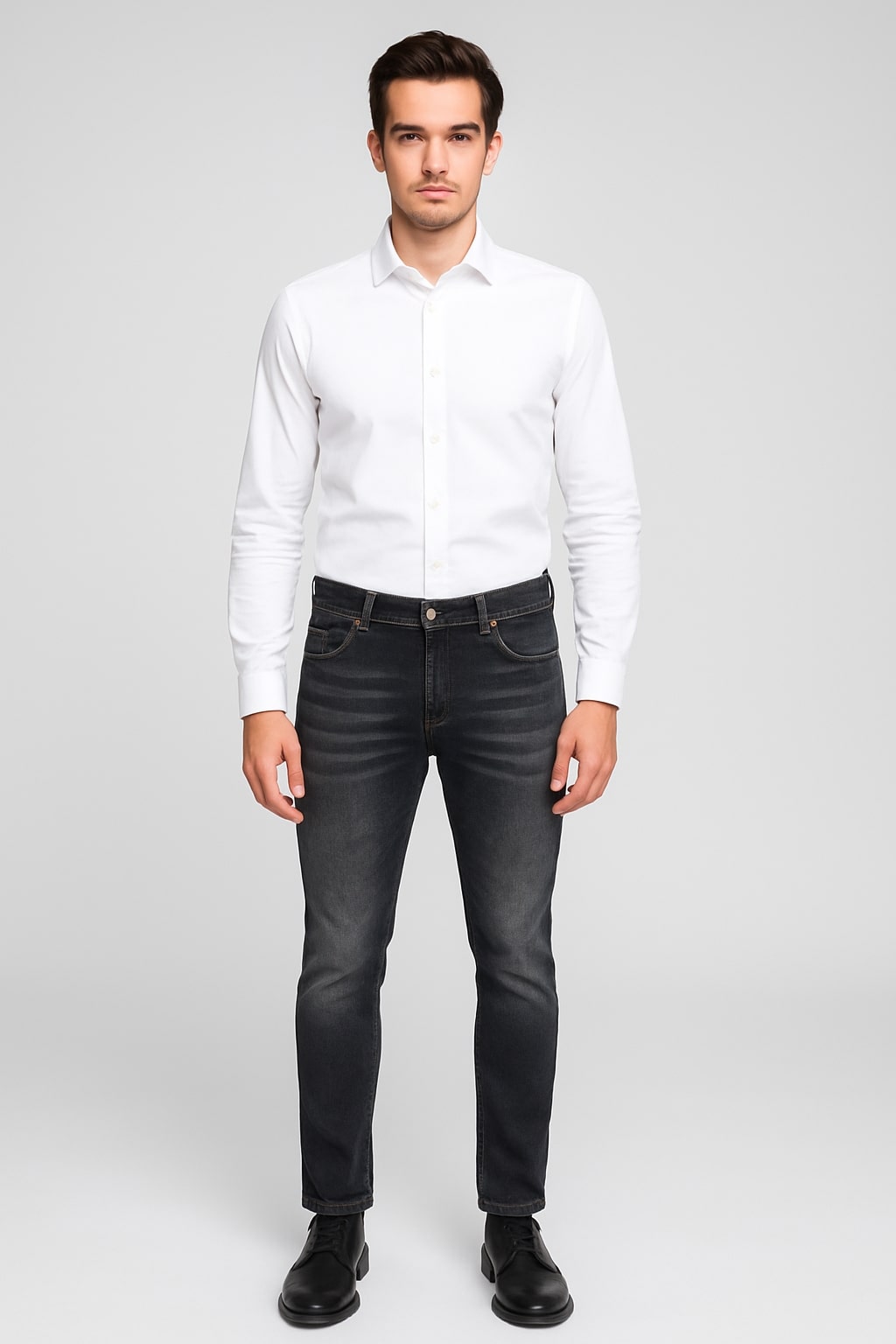 JUMP USA Men Everyday Comfort Mid RiseLight Fade Straight Fit Jeans