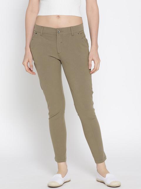 Women Solid Slim Fit Trousers - JUMP USA