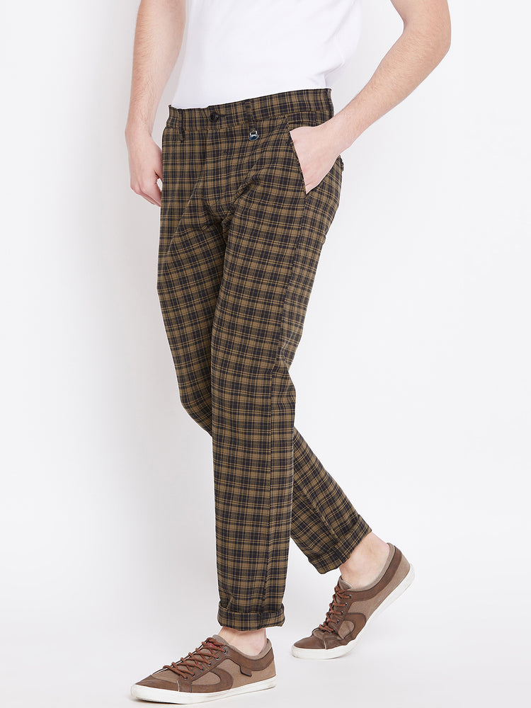 Men Brown Checked Casual Slim Fit Trousers - JUMP USA