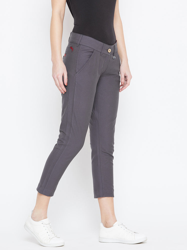 Women Grey Solid Skinny Fit Chinos Trousers - JUMP USA
