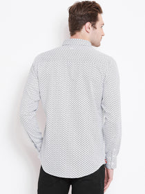 Men White Printed Casual Relaxed Fit Shirts - JUMP USA