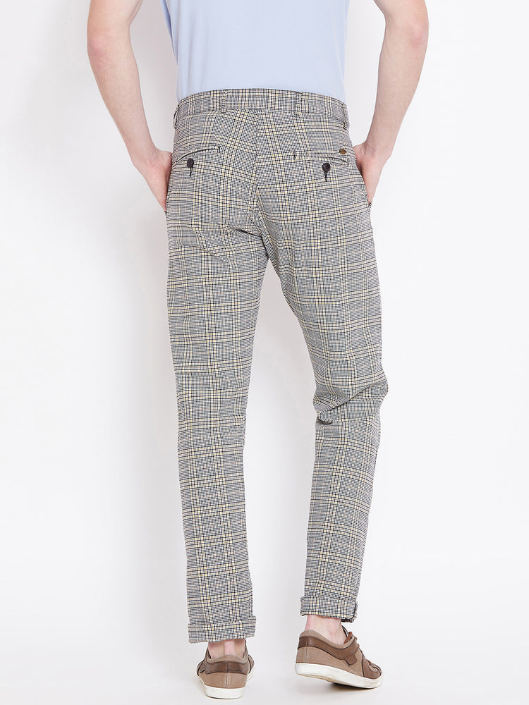 Men Grey Checked Casual Slim Fit Trousers - JUMP USA